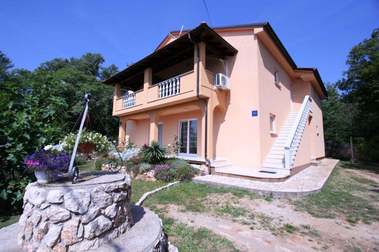 Apartments In Silo/Insel Krk 13442 Екстер'єр фото